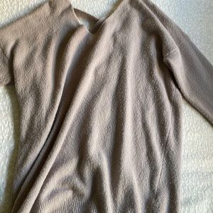 Oversized top/ sweater